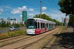 VGF Bombardier Flexity Classic S-Wagen 238 am 27.05.22 in Frankfurt