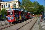 VGF Straßenbahn Frankfurt K-Wagen 105 als Ebbelwei-Express am 18.05.23 in Frankfurt