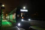 VGF Alstom Citadis SX05 T-Wagen 311 am 17.12.23 in Neu-Isenburg Stadtgrenze am Abend