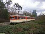 Am 02.04.2006 fuhr der Museumszug Bauart M-m mit Triebwagen 102 (ex602) und Beiwagen 1804 nach dem Befahren der Wendeschleife an   der Mnchhofstrae ber Hauptbahnhof nach Schwanheim zum dortigen