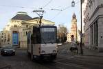 Görlitz am 10.12.2016: Tram Wagen 308 der Linie 2 hält hier auf dem Weg nach Biesnitz an der Haltestelle Demianiplatz.