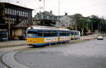 Der ex-Mannheimer GT6 443 verläßt im Frühjahr 1993 die Haltestelle vor dem Gothaer Hauptbahnhof in Richtung Tabarz/Waltershausen, Der Triebwagen wurde 2006 nach einem Unfall verschrottet.