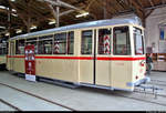 50 Jahre Tatrawagen in Halle (Saale)
Anlässlich ihrer 50-jährigen Betriebszugehörigkeit hat ebenso das Historische Straßenbahndepot (Museum) der Halleschen Straßenbahnfreunde e.V. (HSF) in der Seebener Straße geöffnet.
Hier mit Gotha-Beiwagen 328 (ehemals 326) der HSF.
[7.9.2019 | 15:45 Uhr]