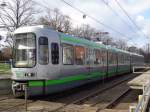 2 Wagen des Typs TW 2000 als Linie 4 Roderbruch an der Clausewitzstr. am 23.03.14