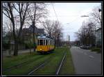 Tw 100 bei der Augartenstrae. Aufgenommen am 13.12.2009