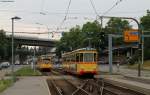 TW 203 als 5 zum Rheinhafen )Karlsruhe) und TW 214 als 5 nach Rintheim am Lameyplatz 8.6.11