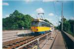 Leipzig-Connewitz, Brcke ber die Bahnstrecke Leipzig-Hof; Dort fanden im Jahr 2001 Bauarbeiten statt, weswegen die Bahn auerplanmig am Rand quasi  fast  eingleisig fuhr