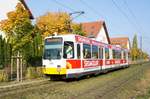 Straßenbahn Mainz / Mainzelbahn: Duewag / AEG M8C der MVG Mainz - Wagen 275, aufgenommen im Oktober 2018 in Mainz-Bretzenheim.