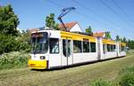 Straßenbahn Mainz / Mainzelbahn: Adtranz GT6M-ZR der MVG Mainz - Wagen 204, aufgenommen im Mai 2019 in Mainz-Bretzenheim.
