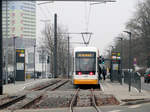 MVG Stadler Variobahn Wagen 234 am 17.12.16 in Mainz Lerchenberg von einen Gehweg aus fotografiert 