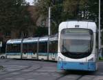 Variobahn 274 des Rhein Neckar Verbundes legt sich in die Kurve bei der S-Bahnstation Heidelberg Weststrasse/Sdstrasse. (11.10.2006)