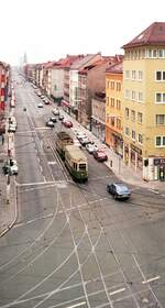 Straßenbahn Nürnberg__Historischer Rundfahrt-Zug ( Linie 5 Burgring ) mit Tw 876 [1935,MAN/SSW] und Bw 1251 [MAN,1951] hat die Allersberger Str.