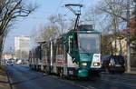 Potsdam, Heinrich-Mann-Allee. Tatra KT4DMC-Traktion (Wagen 156 + 256) als Linie 93 nach Bahnhof Rehbrücke. Die Aufnahme stammt vom 15.02.2018.