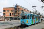 Tw 48 der Schöneicher-Rüdersdorfer-Straßenbahn mit Radio-Teddy-Werbung vor dem neugebauten Schöneicher Rathaus.