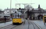 Tw 9 der Ulmer Straßenbahn im Februar 1985 an der Haltestelle Ehinger Tor