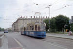 München MVV Tramlinie 26 (M4.65 2493) Ganghoferstraße / Heimeranstraße im Juli 1992. - Scan eines Farbnegativs. Film: Kodak Gold 200-3. Kamera: Minolta XG-1.