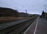 Kein Vorzeigebahnhof ist Sassnitz.Hier wurde in den letzten Jahre kein Geld investiert um den Bahnhof eventuell etwas aufzubessern.Die Gleise die gesperrt sind,wurden der Natur berlassen.Aufnahme am 02.Dezember 2011.