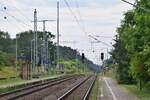 Blick auf die beiden Bahnsteige in Medewitz in Blickrichtung Roßlau.

Medewitz 24.07.2020