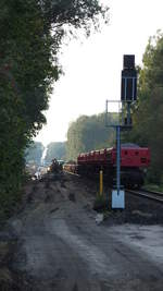 In Sachen Fahrplanausweitung, Fahrtzeitverkürzung und auch Infrastrukturerhalt wird auf der Ostbahn in Höhe Rehfelde derzeit viel unternommen, auch am Wochenende.