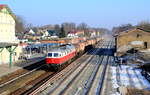 232 294 mit einem Ostbahn-Knicker am 13.02.2017 Strausberg.