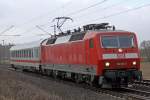 DB 120 110-2 am 27.01.15 13:23 in Richtung Hannover am Bü Km 75,1 nördl. von Salzderhelden