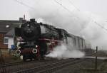 01150 war am 5.3.2016 mit einem Sonderzug nach Papenburg unterwegs und kam hier um 9.41 Uhr am Ortsrand von Lotte an mir vorbei.