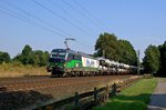 ELL 193 220, an Rurtalbahn Cargo vermietet, mit Autotransportzug in Richtung Bremen durch Langwedel am 26.08.16.