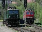 E251 002 und 171 013 auf dem Bahnhof Rbeland am 15.05.2001.