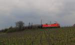 Railion 152 xxx mit dem CSQ 47563 von Antwerpen-DS BASF nach Ludwigshafen BASF Gbf, bei Erbach (Rheingau); 30.03.2011