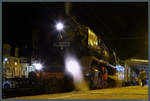 Kurz vor Mitternacht wartet 50 3552-2 in Boppard Hbf auf die Besucher von  Rhein in Flammen , um diese mit einem Sonderzug wieder zurück nach Frankfurt und Hanau zu bringen.