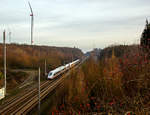   Ein Velaro D (ICE 3 der BR 407) fährt am 27.12.2018 mit ca.