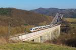 Am 9.3.2014 raste der ICE 816 in Form eines Velaro D die Hallerbachtalbrücke hoch