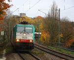 Die Cobra 2829 kommt aus Richtung Aachen-West mit einem Audizug aus Muizen(B) nach Köln-Gremerg(D) und fährt durch Aachen-Schanz in Richtung