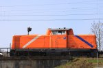 211 237-3 von Northrail Arbeitet mit einem Bauzug bei den Bauarbeiten in Herzogenrath auf der Wurmbrcke. Aufgnommen von der Kleikstrae am 6.4.2012.