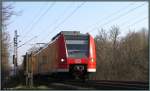 Die Rhein Niers Bahn (RB33) unterwegs im Wurmtal auf der Rampe hinauf nach Kohlscheid (Kbs 485) am frühen Morgen des 13.03.2014.
