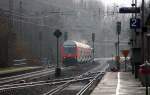 Ein RE4 von Aachen-Hbf nach Dortmund-Hbf kommt aus Richtung Aachen-West,Laurensberg,Richterich, und fährt durch Kohlscheid und fährt in Richtung Herzogenrath,Mönchengladbach,Neuss.