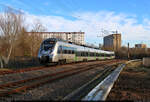 1442 203 (Bombardier Talent 2) wird in wenigen Augenblicken sein Ziel Halle-Nietleben erreichen.