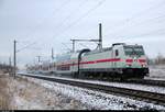 146 574-9 DB als IC 2033 (Linie 56) von Bremen Hbf nach Leipzig Hbf fährt bei Kanena-Bruckdorf auf der Bahnstrecke Magdeburg–Leipzig (KBS 340). Auf dem Anzeiger steht bereits  Nicht einsteigen . [4.2.2018 | 10:01 Uhr]