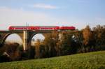 An einem der letzten warmen Herbsttage, dem 09.10.09, berquert RB 17325 von Zwickau nach Dresden den Frankensteiner Viadukt zwischen den Halten in Frankenstein und Kleinschirma.