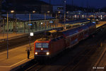 Regionalexpress in Hof/Saale kurz vor Abfahrt nach Chemnitz als RE 4797 mit der 143 591 am 1.4.2016