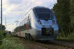 9442 112 (Bombardier Talent 2) von Abellio Rail Mitteldeutschland als RB 74779 (RB75) von Röblingen am See nach Eilenburg in Zscherben, Angersdorfer Straße, auf der Bahnstrecke Halle–Hann. Münden (KBS 590). [3.8.2017 - 17:29 Uhr]