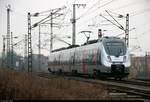 Nachschuss auf 9442 618 (Bombardier Talent 2) von Abellio Rail Mitteldeutschland als RE 74730 (RE19) von Halle(Saale)Hbf Gl. 13a nach Leinefelde, der in der Saaleaue bei Angersdorf auf der Bahnstrecke Halle–Hann. Münden (KBS 590) fährt. [8.2.2018 | 16:13 Uhr]