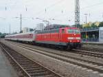 181 218-9 zog vier Nachtzugwagen am 25.08.2011 durch Kaiserslautern Hbf