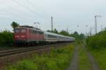 Glubschaugen 115 114-1 ist mit dem IC 2054 Frankfurt (Main) - Saarbrcken am 21.05.2012 in Kennelgarten    