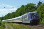 101 101-4 (Europa) ist mit dem IC 2351 Saarbrcken - Stuttgart am 25.05.2012 in Kennelgarten        