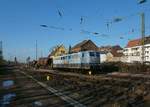 Am 20.1.2019 zog 151 161 der Saar Rail GmbH einen Roheisenzug von Dillingen nach Völklingen durch Bous.