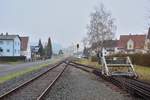 Blick auf den bis vor kurzem letzten Kunden auf der Lumdatalbahn vom Bahnhof Mainzlar. Da der letzte Kunde seinen Ladeverkehr auf die Straße verlegt findet kein planmäßgier Verkehr mehr statt und die Strecke wird im januar offiziell stillgelegt.

Mainzlar 17.12.2016