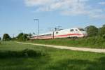 401 076-5 war am 06.06.13 als ICE 77 von Kiel nach Zrich unterwegs.