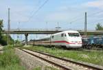 401 061-8 als ICE 279 von Berlin Ostbahnhof nach Basel SBB am Nachmittag des 06.08.13 in Mllheim (Baden).