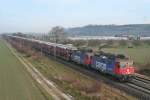 421 388-0 und 421 387-2 mit dem 47053 von Venlo (Rotterdam) nach Safenwil am Mittag des 18.01.14 bei Hgelheim.